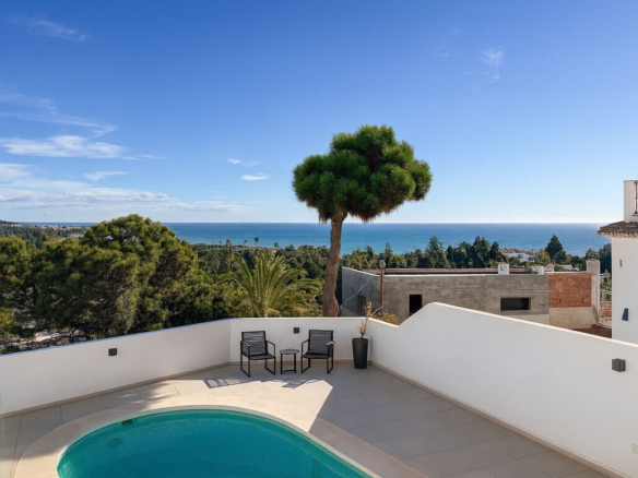 Villa for sale in Mijas