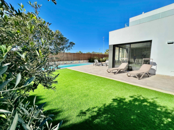 Villa for sale in Orihuela