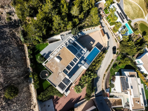 Villa for sale in Orihuela